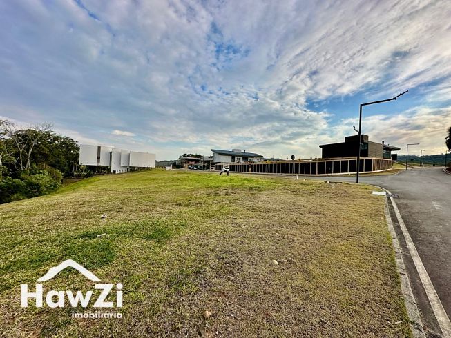 Terreno Condomínio Esmeralda